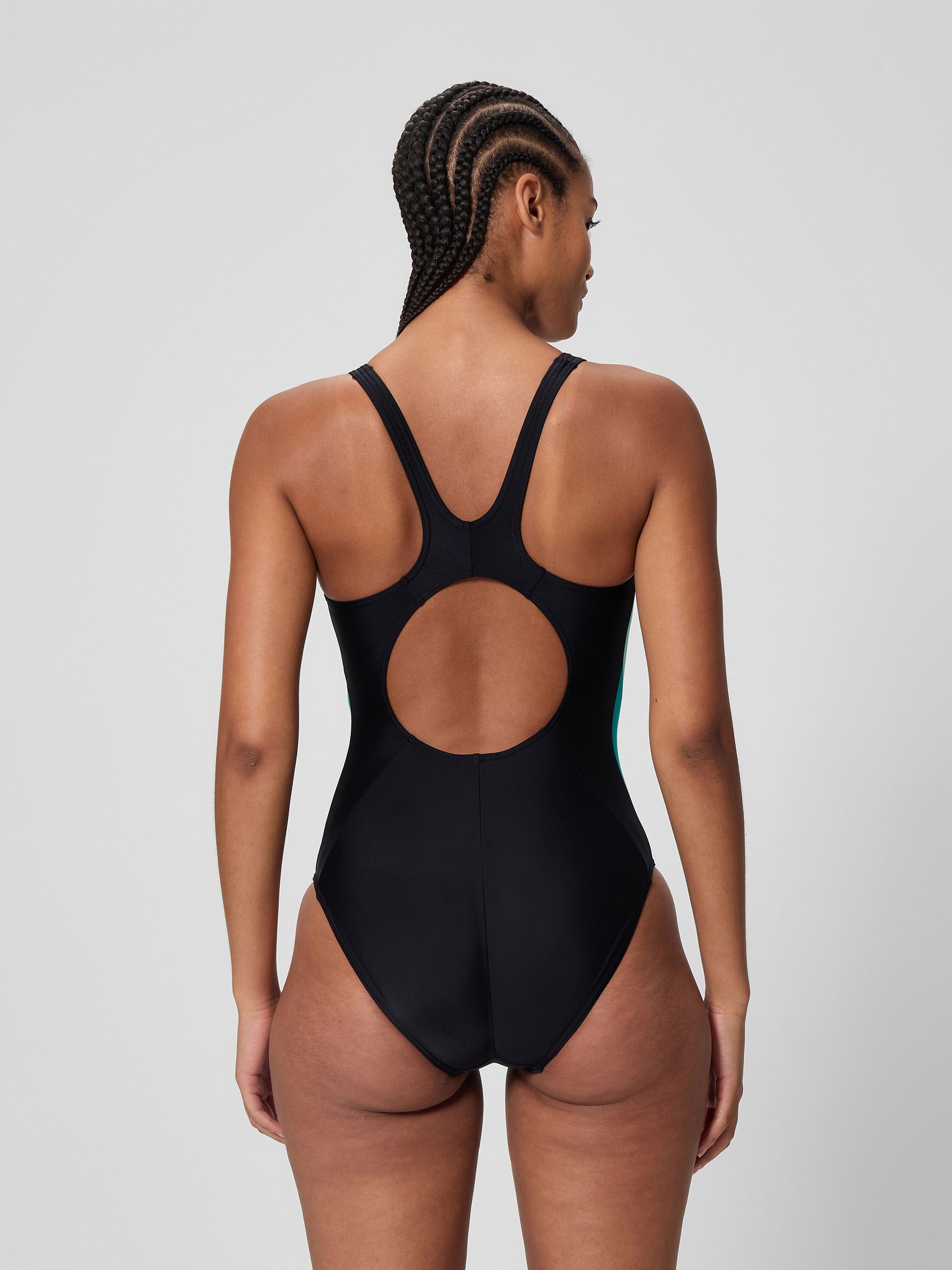 ⭐︎ kicco ⭐︎ speedo 水着ブラック Next：日本 ブラック - Speedo カラーブロック 2.0 水着 from Next Japan