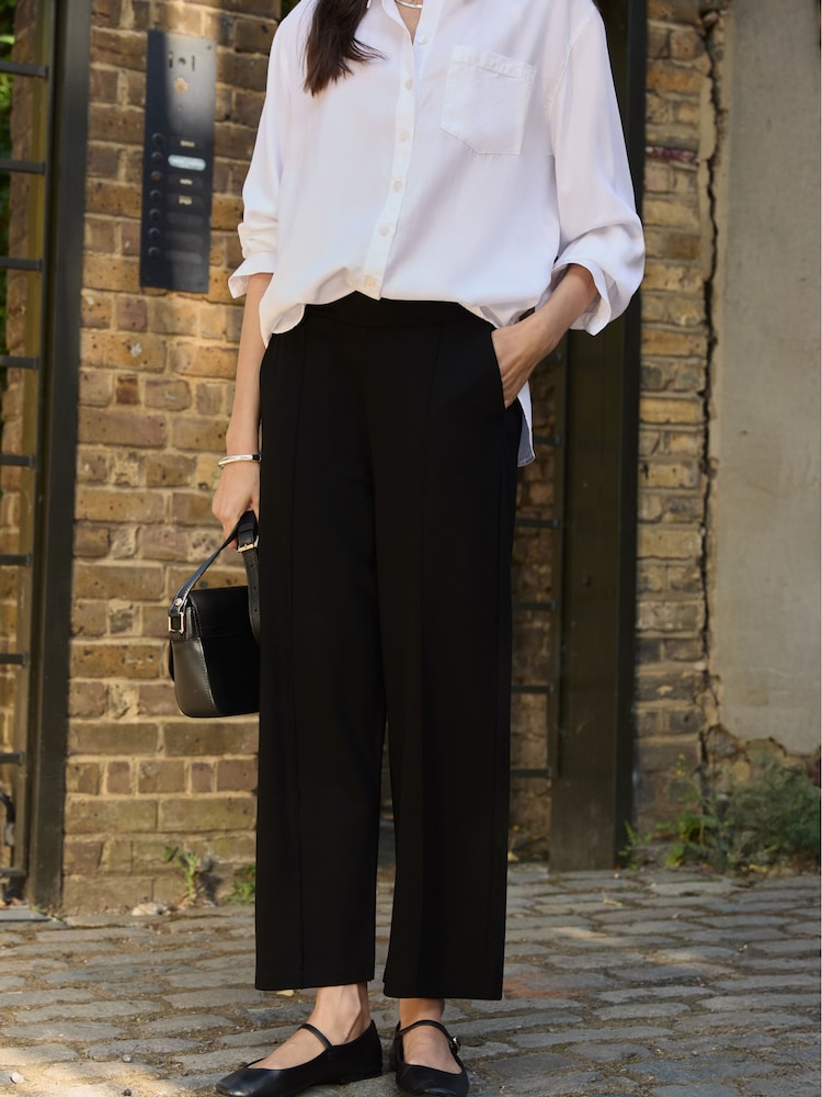 Baukjen Ebru Ponte Straight Leg Crop Caviar Black Trousers - صورة 3 من 3