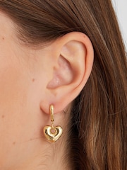 Accessorize Heart Huggie Hoop Earrings - Imagen 3 de 3