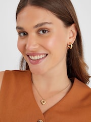 Accessorize 14ct Gold Chunky Heart Print Pendant Necklace - Image 2 of 2