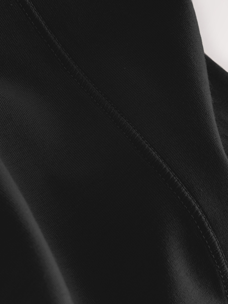 Schwarz - Figurformender Tanga aus hochwertiger Baumwollmischung - Bild 8 von 8 Schwarz - Figurformender Tanga aus hochwertiger Baumwollmischung - Bild 8 von 8