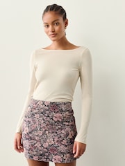 Estampado floral de tapicería - Mini Denim Skirt - Imagen 2 de 7