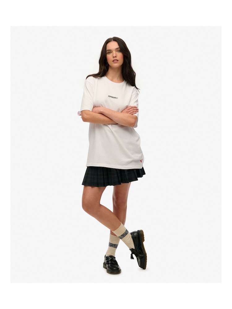Camiseta Superdry Oversized com Micro Logo - Imagem 2 de 5