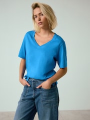 Albastru deschis - V-Neck Cap Sleeve T-Shirt - Imaginea 2 din 8