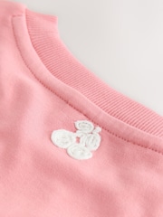 وردي - Cherry Graphic Textured Crew Neck Short Sleeve T-Shirt - صورة 3 من 4