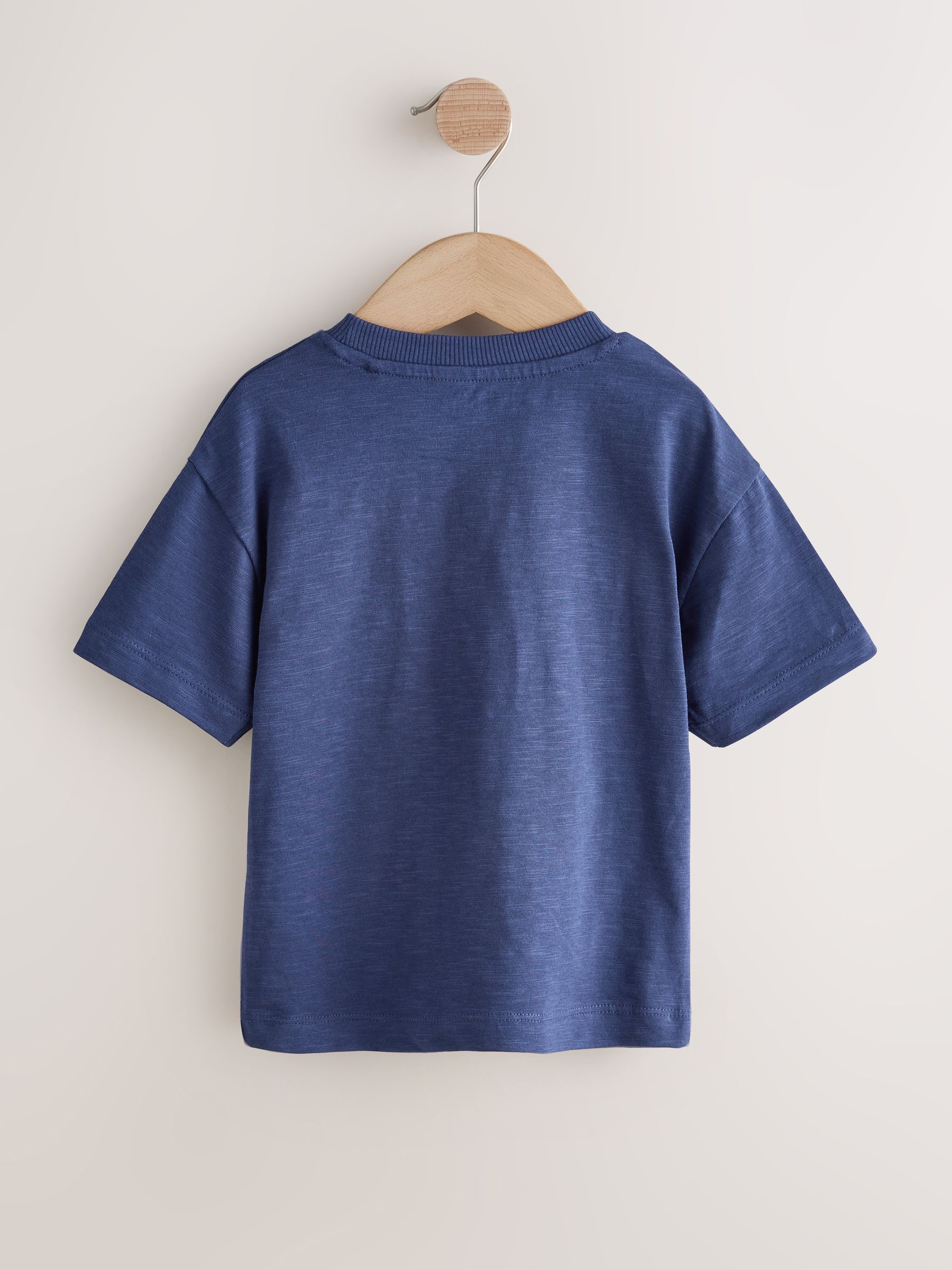 Next：日本 ネイビーブルー ボート - 半袖 グラフィック Tシャツ（3 か