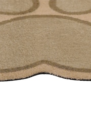 Howler & Scratch Beige Paw Food Mat - Image 4 of 4