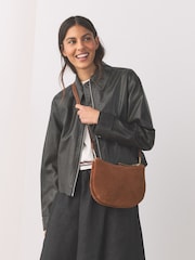 Tan Brown Scoop Leather Crossbody Bag - Image 2 of 10