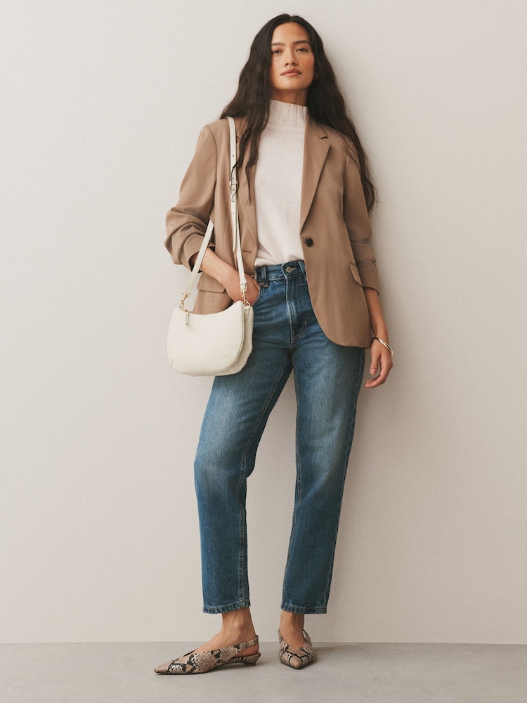 White Scoop Leather Crossbody Bag - Image 2 of 10