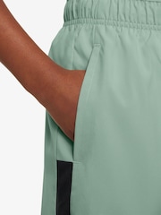 Nike Steam Green Dri-FIT Challenger Shorts - Image 4 of 12