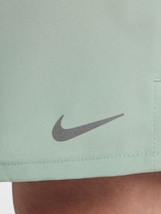 Nike Steam Green Dri-FIT Challenger Shorts - Image 9 of 12
