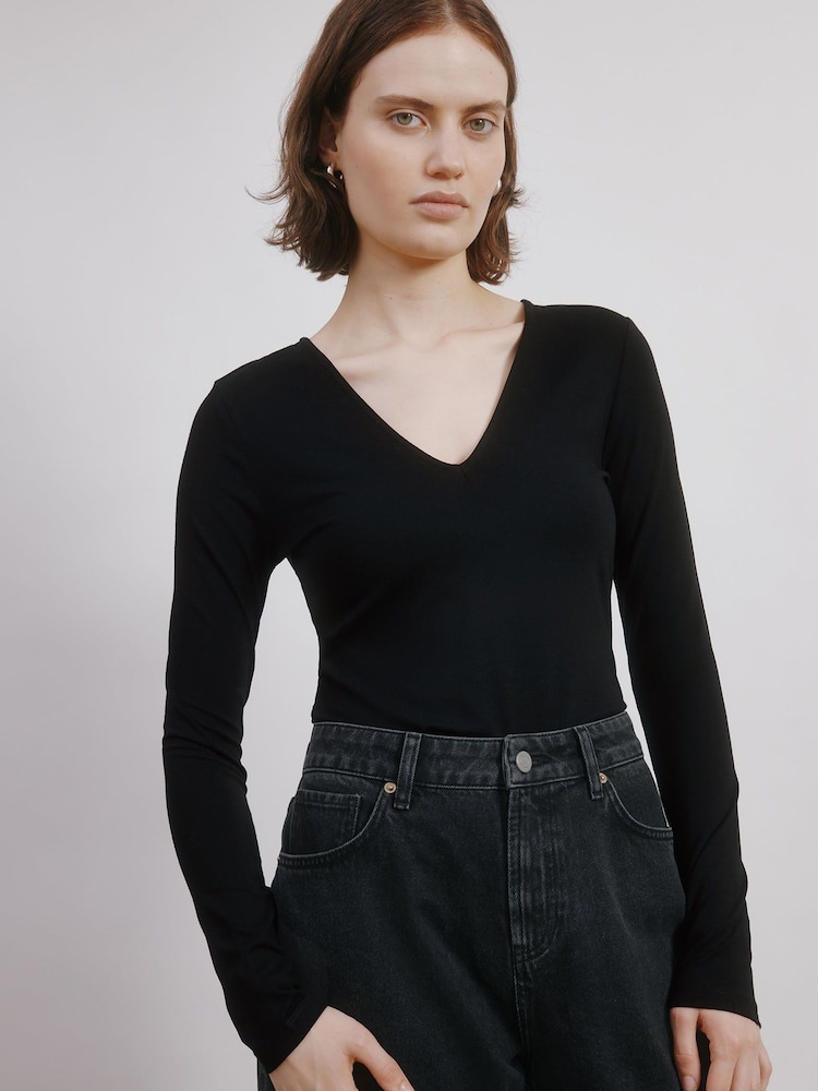 Albaray Black Deep V-Neck Top - Image 1 of 4