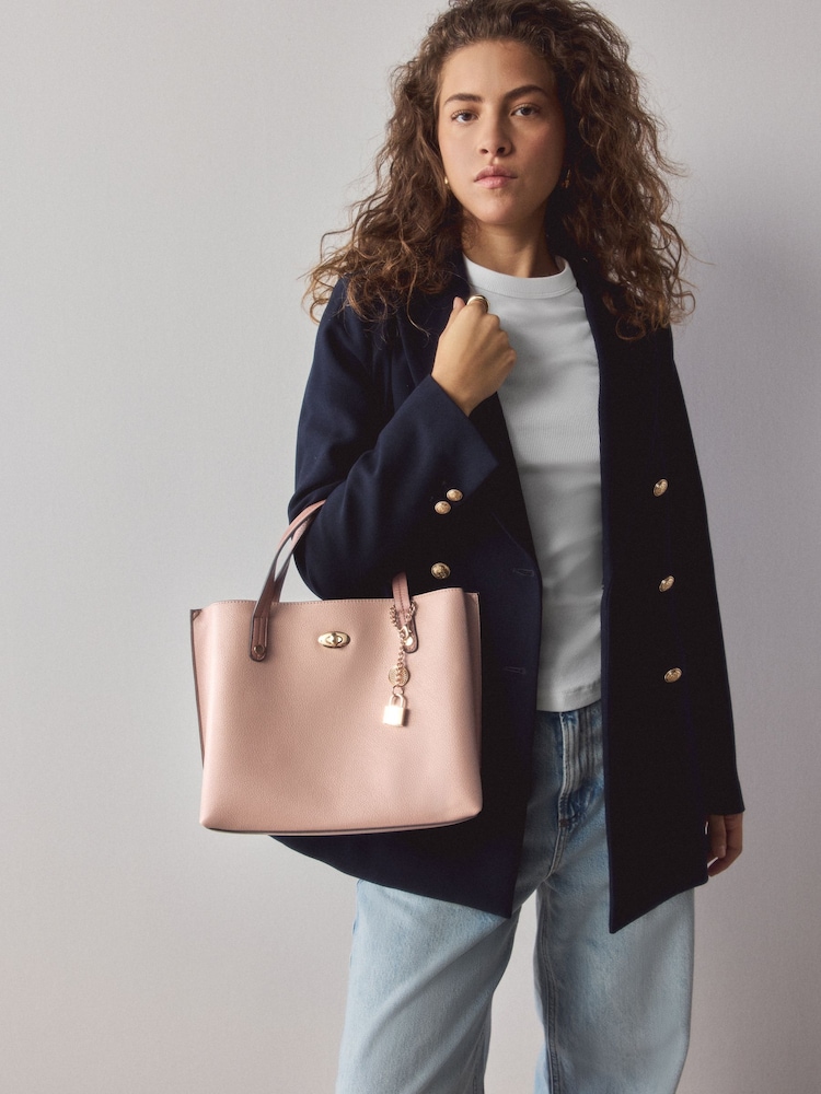 لون مِنك - Charm Hand Held Bag - صورة 1 من 9