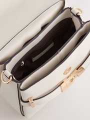 White Belted Hand Held Bag - Image 8 of 8