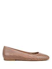 Vionic Mocha Mousse Orinda Wide Fit Arch Support Ballet Flats - Image 1 of 7