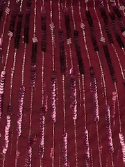 Adrianna Papell Red Cape Bead Long Dress - Imagem 6 de 6