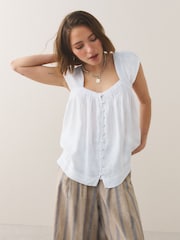 Green/ White/ Geo Print Flutter Sleeve Button Front Top with Linen 3 Pack - Image 5 of 10