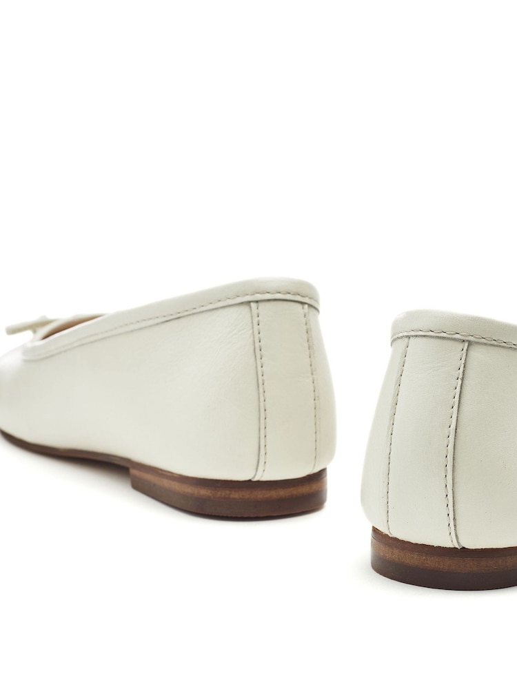 Moda in Pelle Ealing Bow Detail Ballerinas - Image 4 of 4
