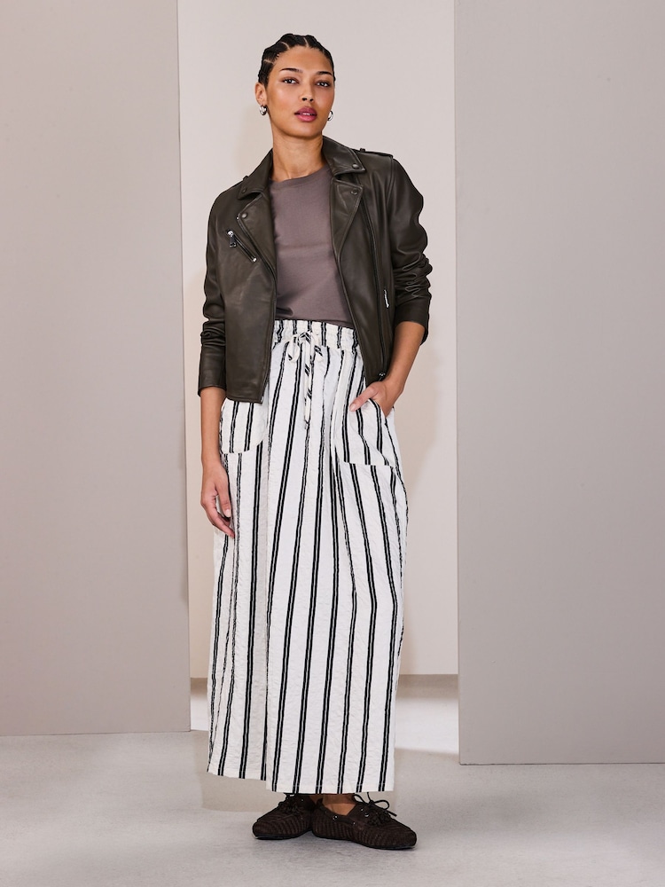 Ecru/Navy Stripe Crinkle Textured Midi Skirt - Image 2 of 7