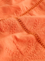 Chungwa - Embroidered Palm Tree Sleeveless Top - Picha 7 kati ya 7