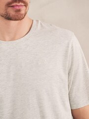 محايد/أسود - طقم بيجامة مخططة بأكمام قصيرة - صورة 4 من 4