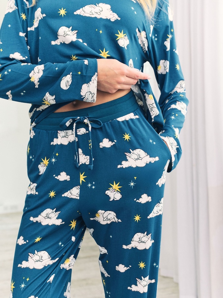 Verde claro - Chelsea Peers Maternity Celestial Bunny Print Long Pyjamas Set - Imagen 5 de 5