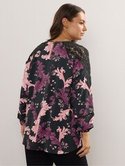 Yours Curve Charcoal Black Lace Raglan Blouse - Image 3 of 5