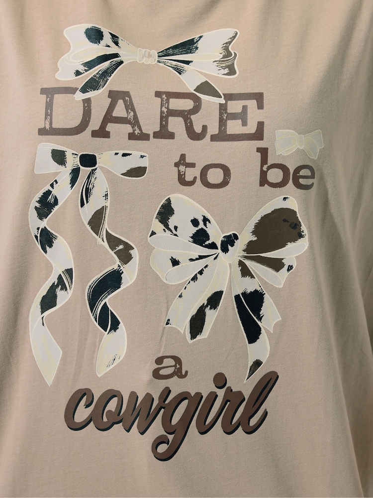 Yours Curve Girls Limited Dare To Be A Cow T-Shirt - Imagem 5 de 5