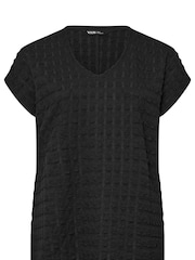 Preto - Camiseta Yours Curve Bubble Texture Grown On - Imagem 4 de 5