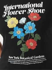 Yours Curve Limited Flower Graphic Print T-Shirt - Imagem 4 de 5