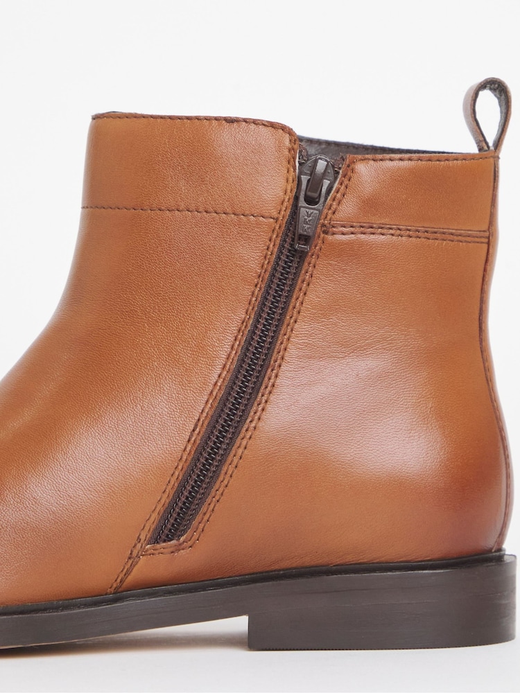 JD Williams Brown Extra Wide Fit Side Zip Leather Ankle Boots - Image 4 of 4 JD Williams Brown Extra Wide Fit Side Zip Leather Ankle Boots - Image 4 of 4