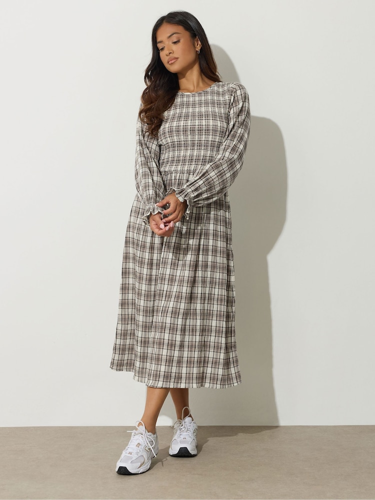 PixieGirl Petite Grey Check Shirred Long Sleeve Midi Dress - Image 1 of 5