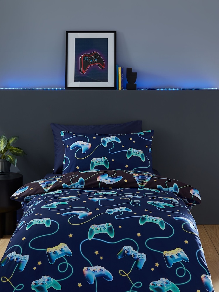 Catherine Lansfield Navy Christmas Gamer So Soft Reversible Duvet Cover Set - Image 2 of 4