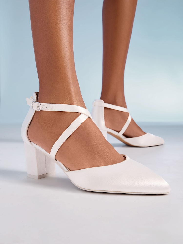 Friends Like These Satin Mid Block Heel Bridal Court Shoes - Imaginea 1 din 5 Friends Like These Satin Mid Block Heel Bridal Court Shoes - Imaginea 1 din 5