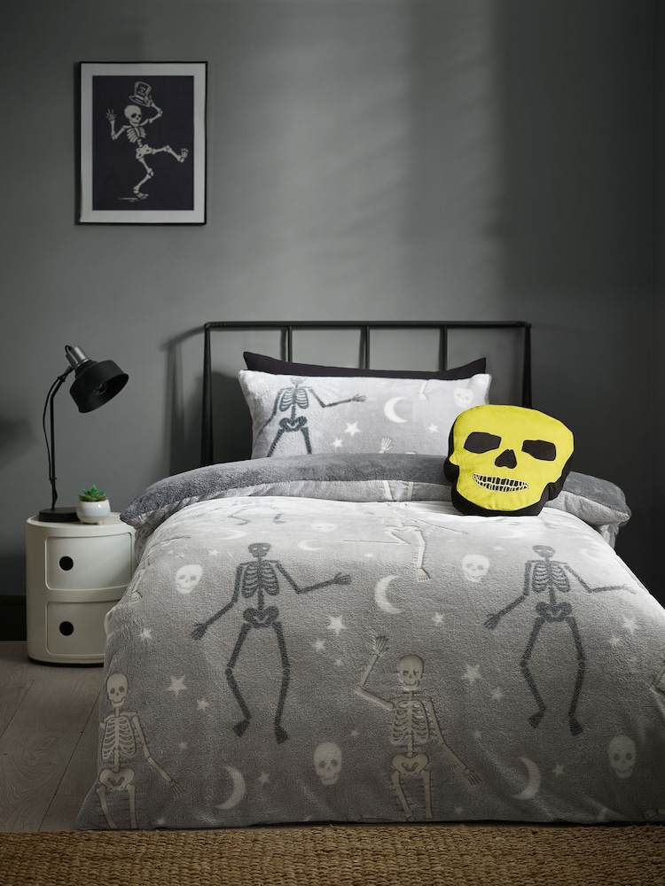Catherine Lansfield Grey Halloween Skeleton Fleece Duvet Cover Set - Image 1 of 5