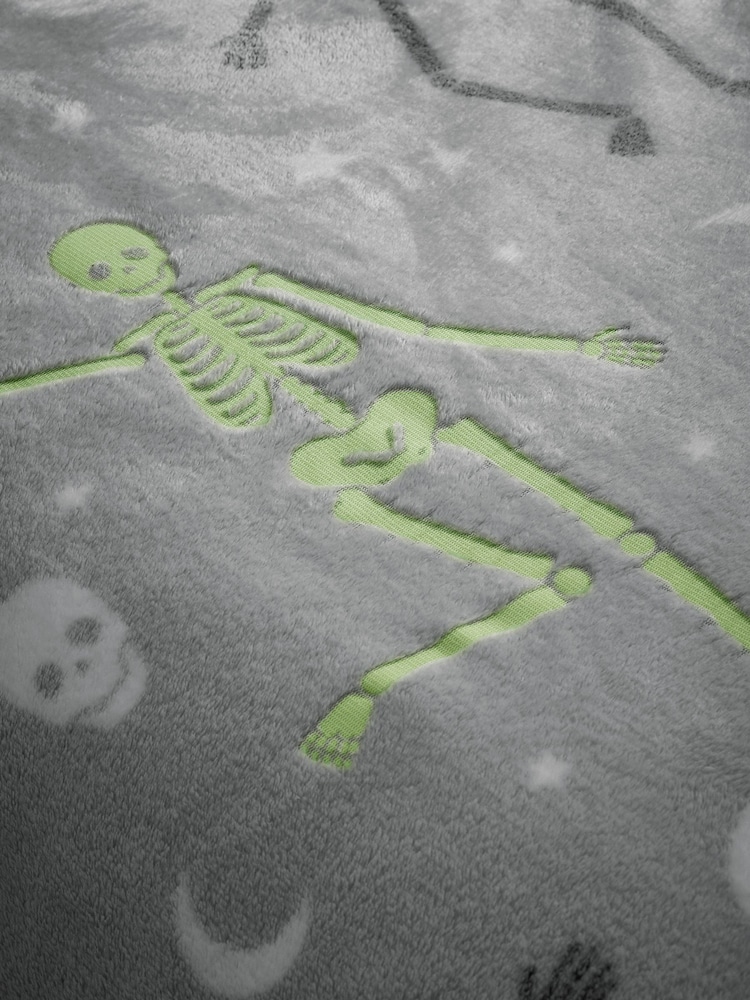 Catherine Lansfield Grey Halloween Skeleton Fleece Duvet Cover Set - Image 5 of 5