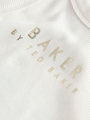 طقم 2 قطعة من صديري بحمَّالات متصلة وشورت رياضي من Baker by Ted Baker - صورة 13 من 14