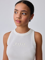 طقم 2 قطعة من صديري بحمَّالات متصلة وشورت رياضي من Baker by Ted Baker - صورة 4 من 14