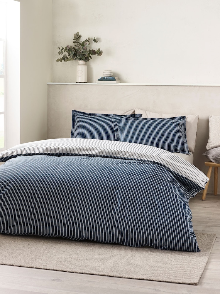 Catherine Lansfield Navy Blue Oxford Pinstripe Reversible Duvet Cover Set - Image 2 of 4