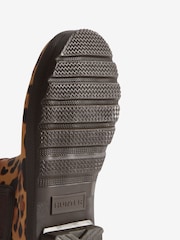 Hunter Brown Original Chelsea Leopard Print Boots - Image 4 of 4