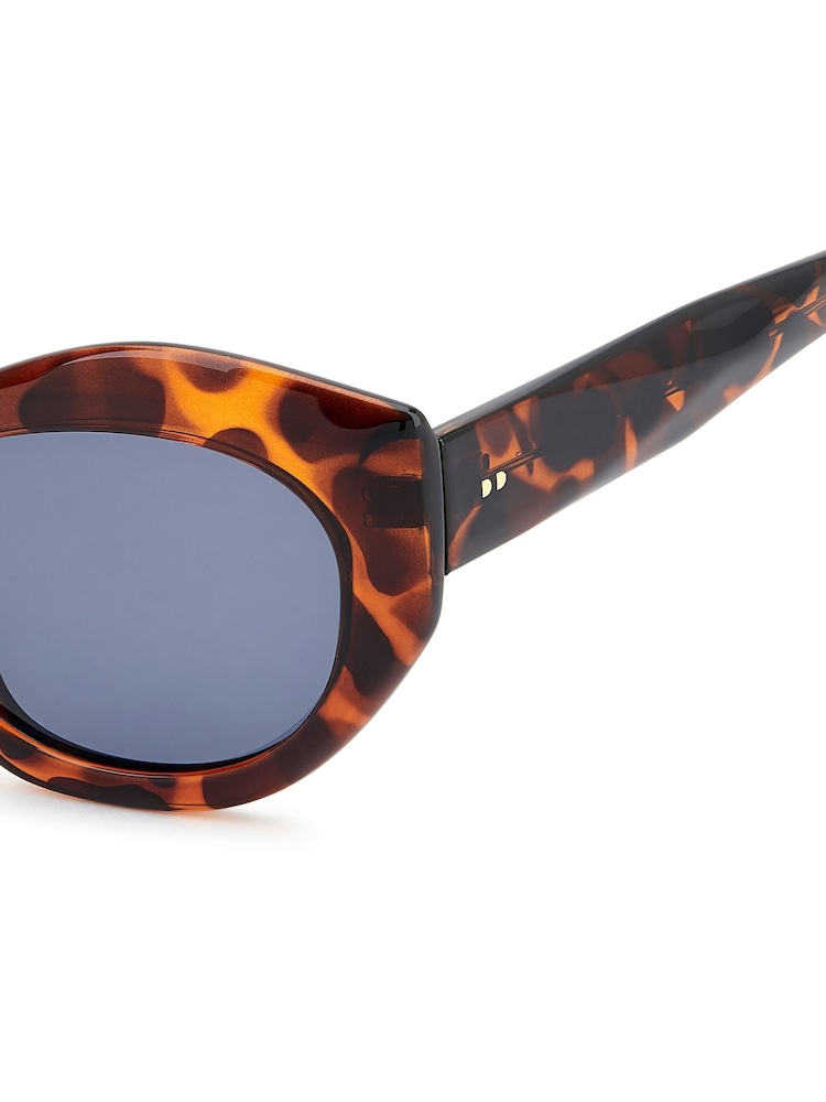 Prive Revaux Brown Cat Eye Sunglasses in Havana - Image 4 of 4 Prive Revaux Brown Cat Eye Sunglasses in Havana - Image 4 of 4