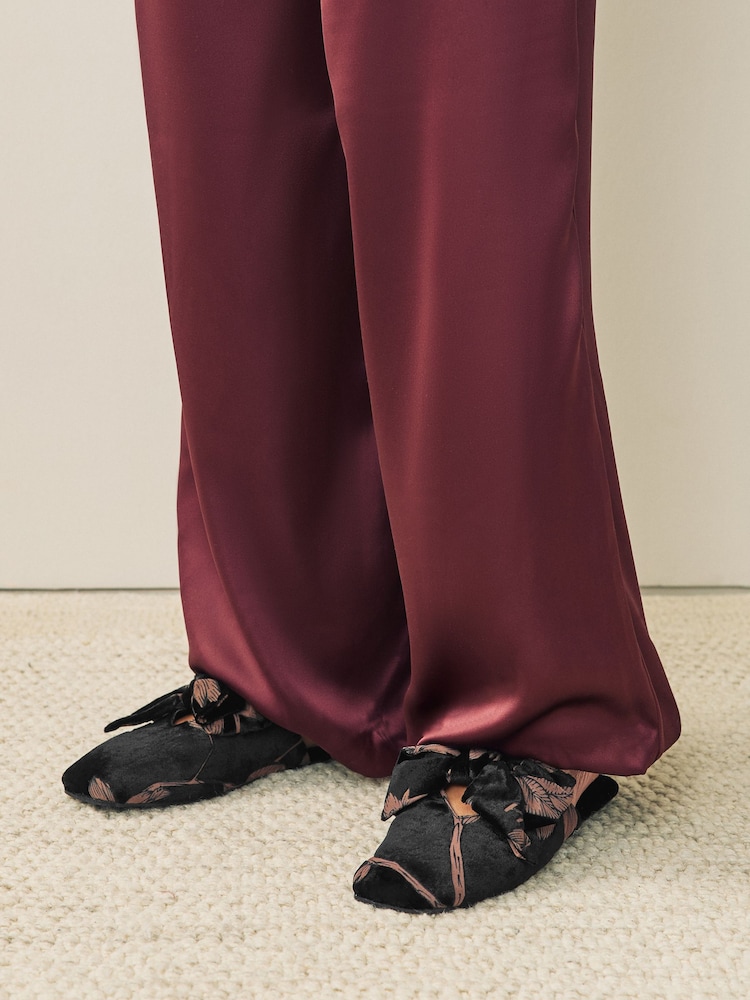 Floral preto - Velvet Mule Slippers - Imagem 1 de 7