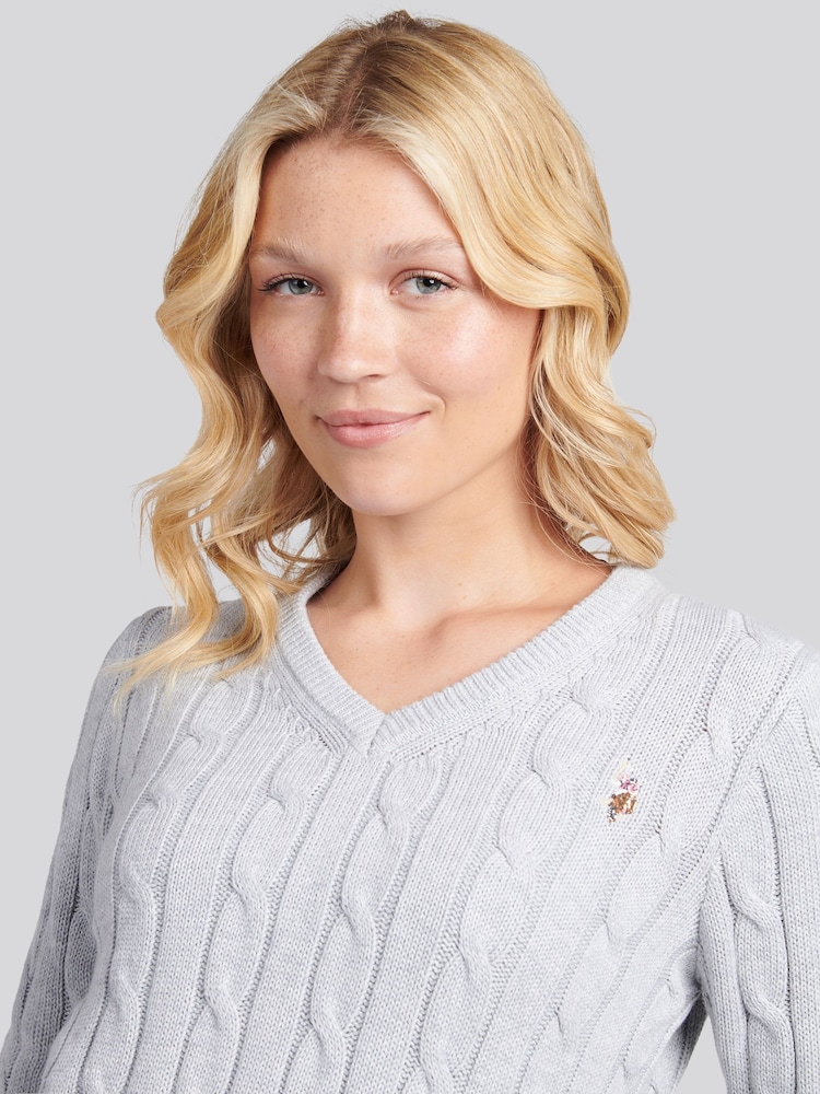 U.S. Polo Assn. Grey V-Neck Cable Jumper - Image 4 of 4 U.S. Polo Assn. Grey V-Neck Cable Jumper - Image 4 of 4