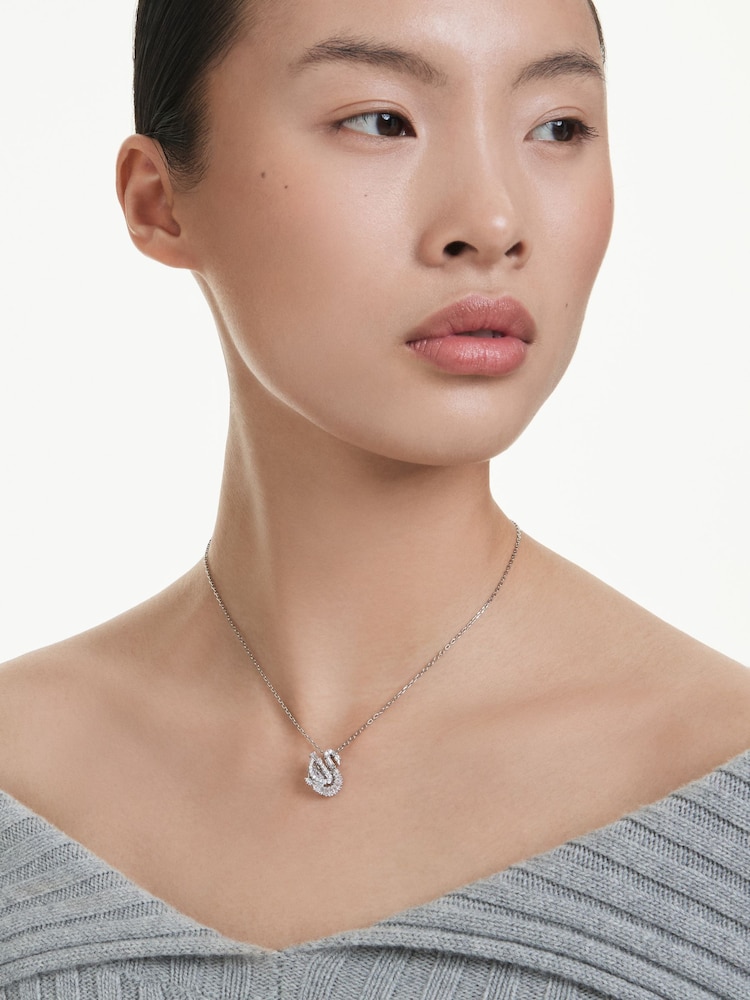 Swarovski Silver Mixed Cuts Swan pendant Necklace - Image 6 of 6