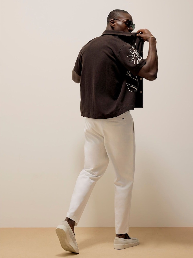 River Island White Relaxed Fit Linen Cotton Stretch Trousers - Image 2 of 4 River Island White Relaxed Fit Linen Cotton Stretch Trousers - Image 2 of 4