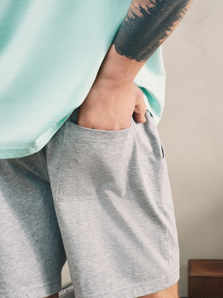 أخضر/رمادي - Graphic Short Sleeve Jersey Pyjamas Set 2 Pack - صورة 17 من 17