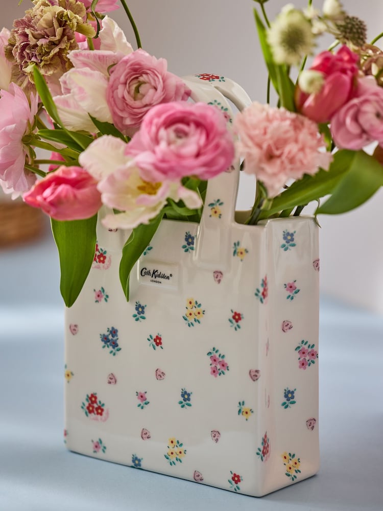 Cath Kidston Cream Hand Bag Vase - Image 5 of 5