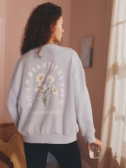 Bath & Body Works Blue Daisies Crew Neck Sweatshirt - Image 3 of 8