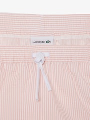 Mittellange, gestreifte Badeshorts von Lacoste - Bild 4 von 5