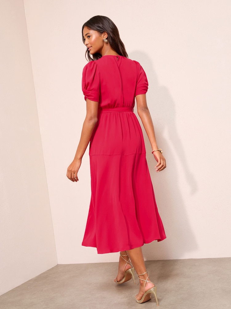 Friends Like These Berry Red Petite Ruched Short Sleeve Belted Midi Dress - Image 5 of 5